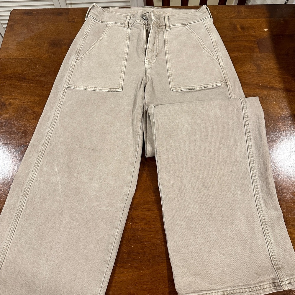 American eagle khakis